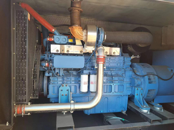 涡阳柴油发电机组一般有几种电压输出？