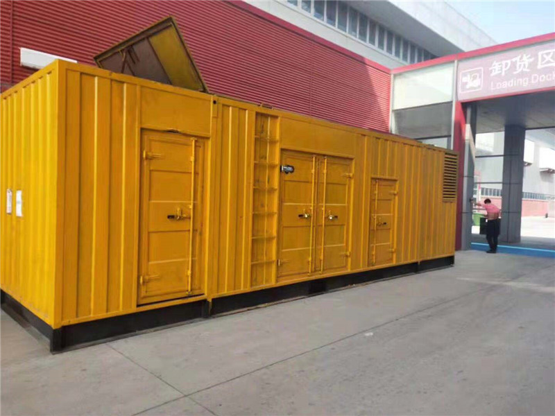涡阳柴油发电机组预热机油时需要注意哪些安全事项?